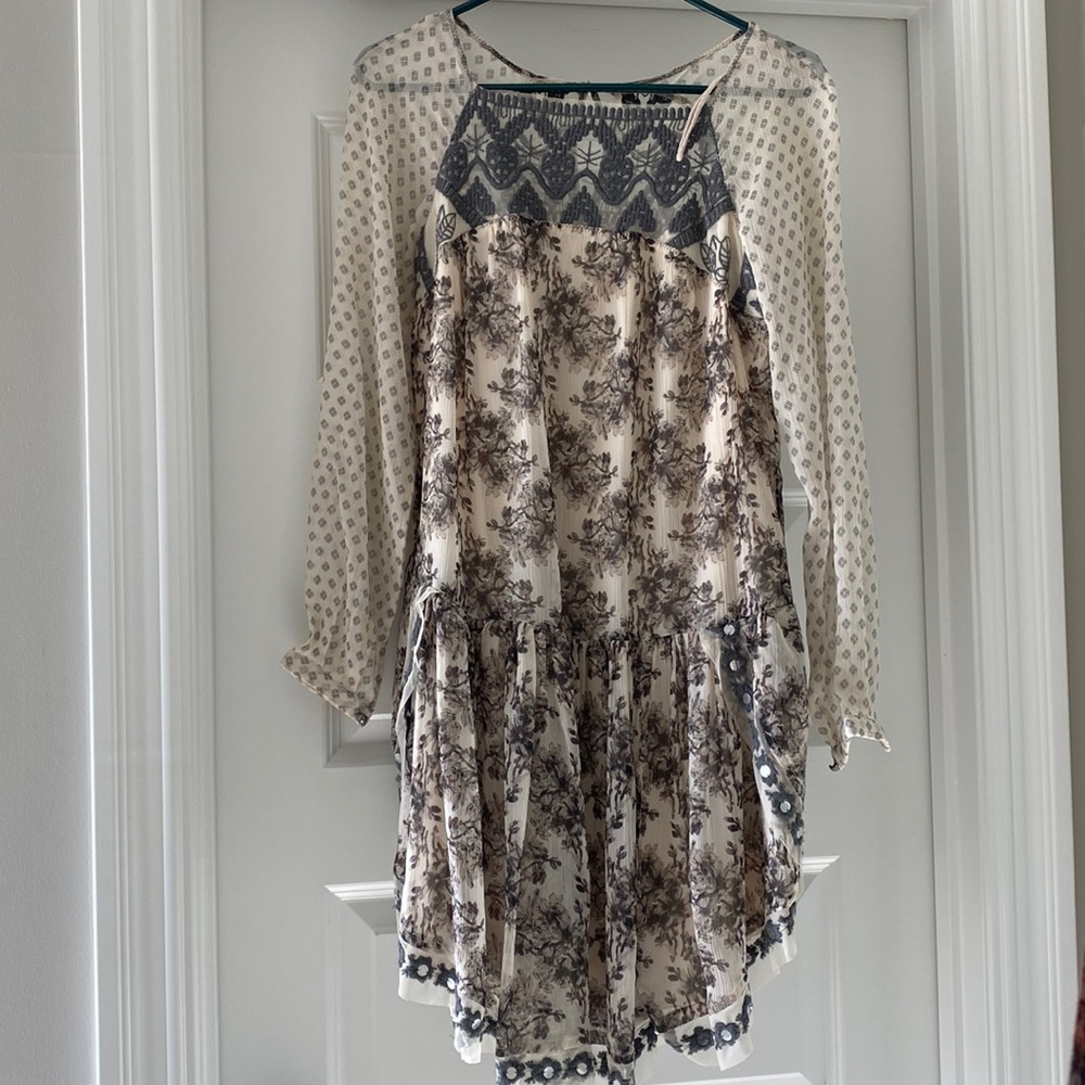 Free People Cream and Gray Floral Boho Long Sleeve Dress